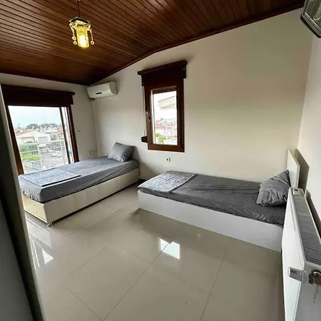 Davutlar Denize Yakin Yazlik Kusadası